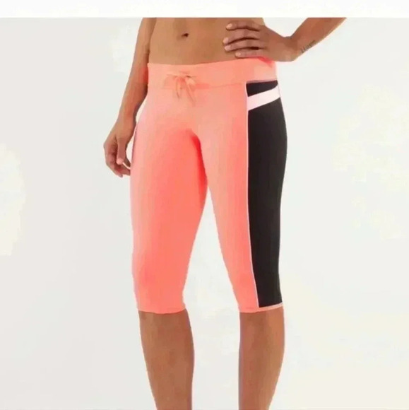 lululemon athletica Pants - Lululemon athletica Capri leggings